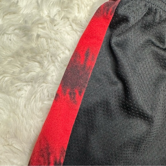 Marvel Spider-Man Shorts Black & Red Size 5 - Picture 8 of 16